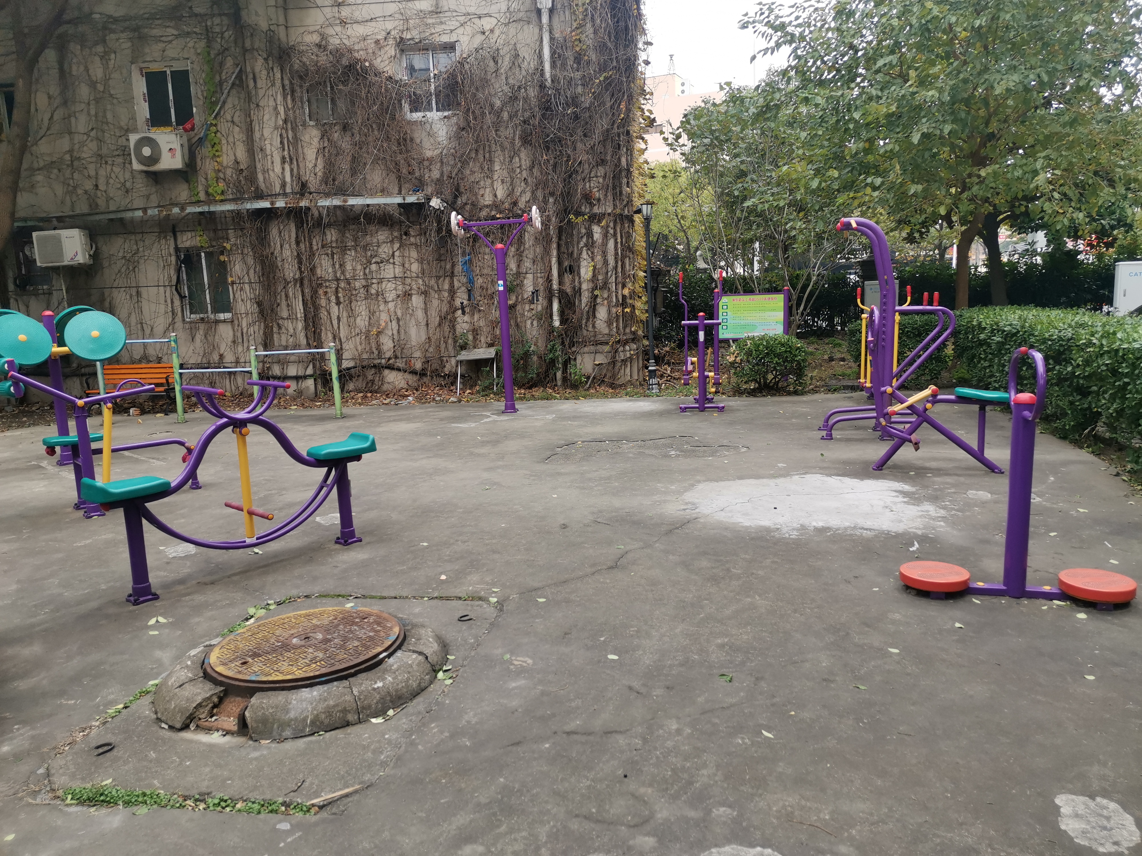 浦東新區(qū)上南路3500弄健身點