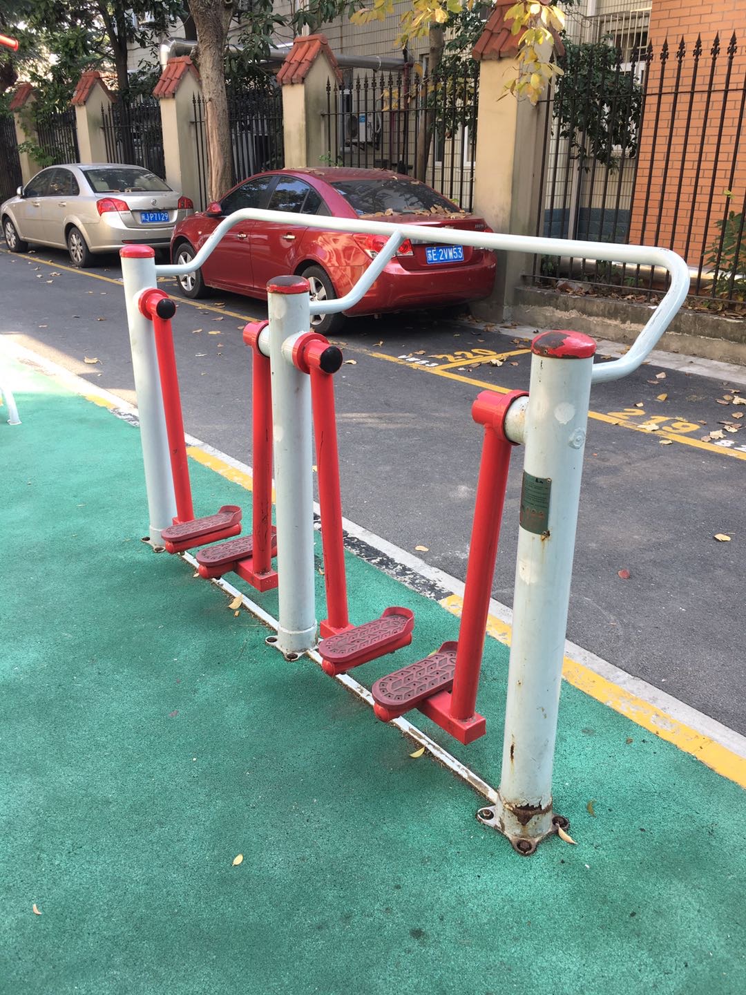 兩聯(lián)漫步機