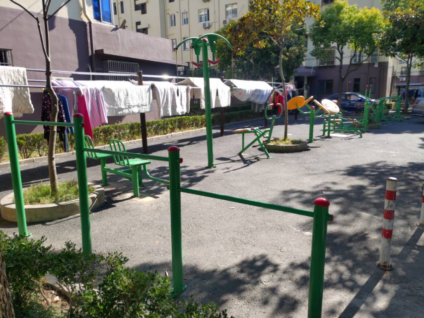 浦東新區(qū)高東鎮(zhèn)楊園新村第一居委會全民健身苑點1