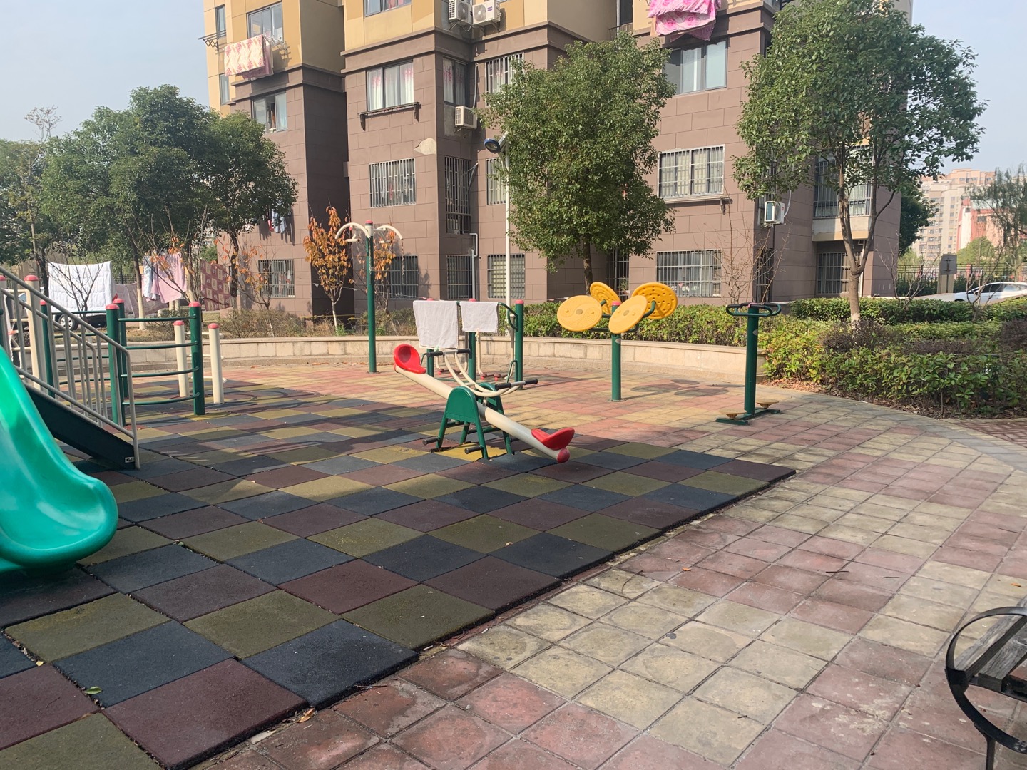 惠益綠苑東苑健身點(diǎn)