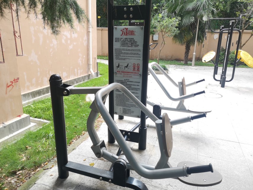 自重式下壓訓(xùn)練器 自重式下壓訓(xùn)練器