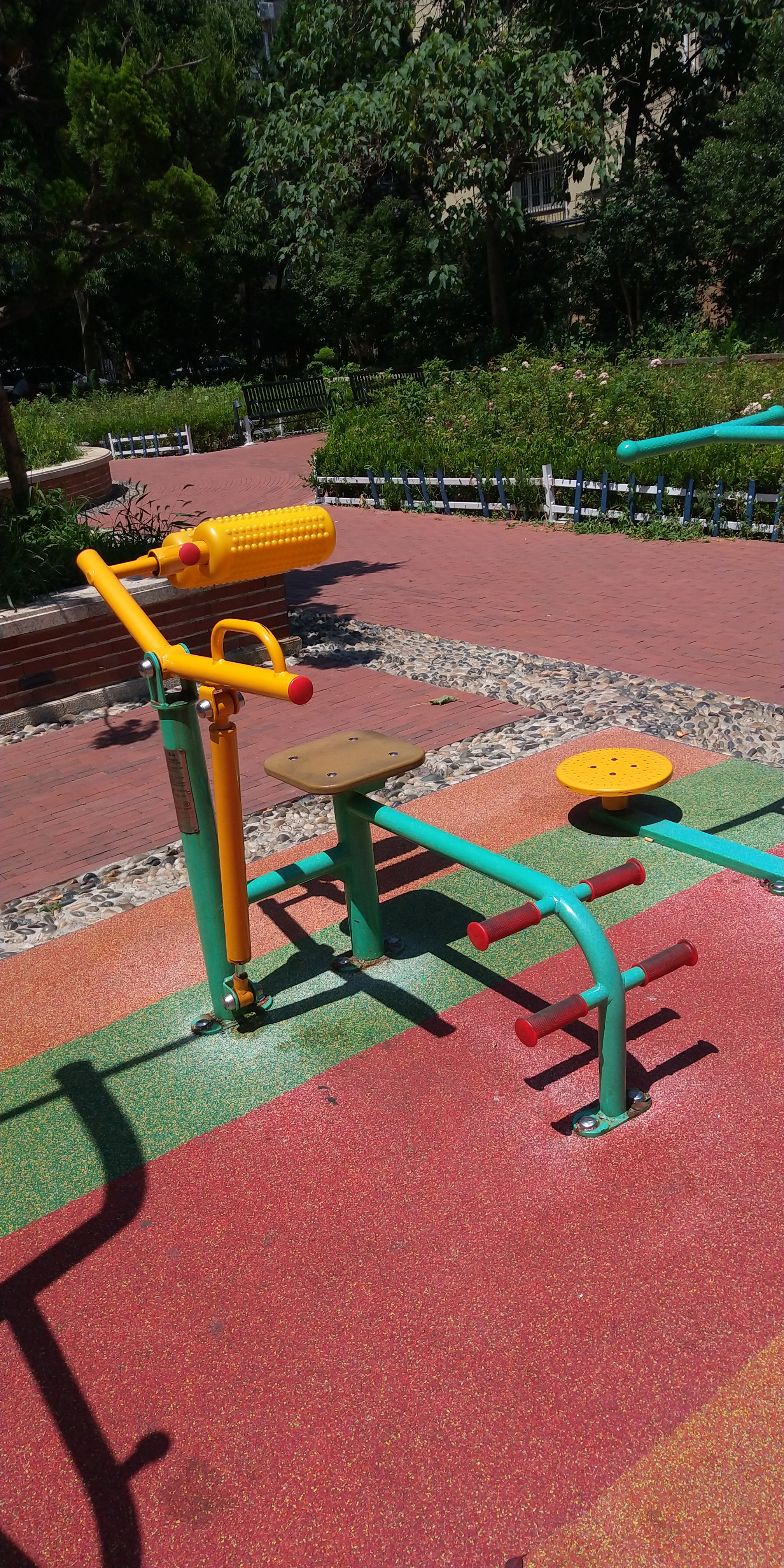 腹背鍛煉器 腹背鍛煉器