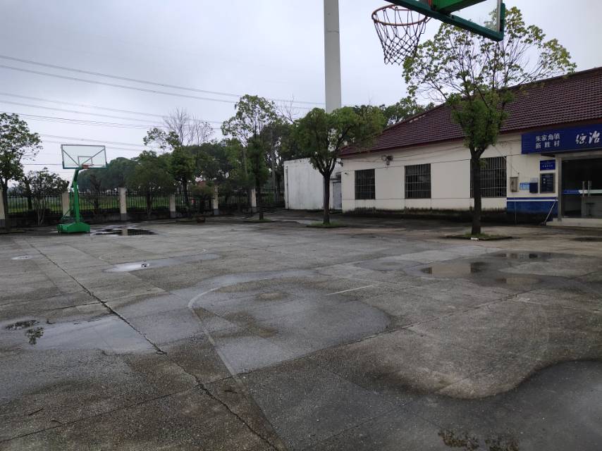 新勝村籃球場(chǎng)