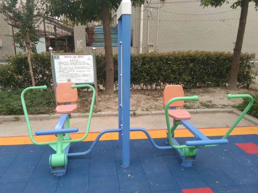 雙立柱平推平拉訓(xùn)練器 雙立柱平推平拉訓(xùn)練器