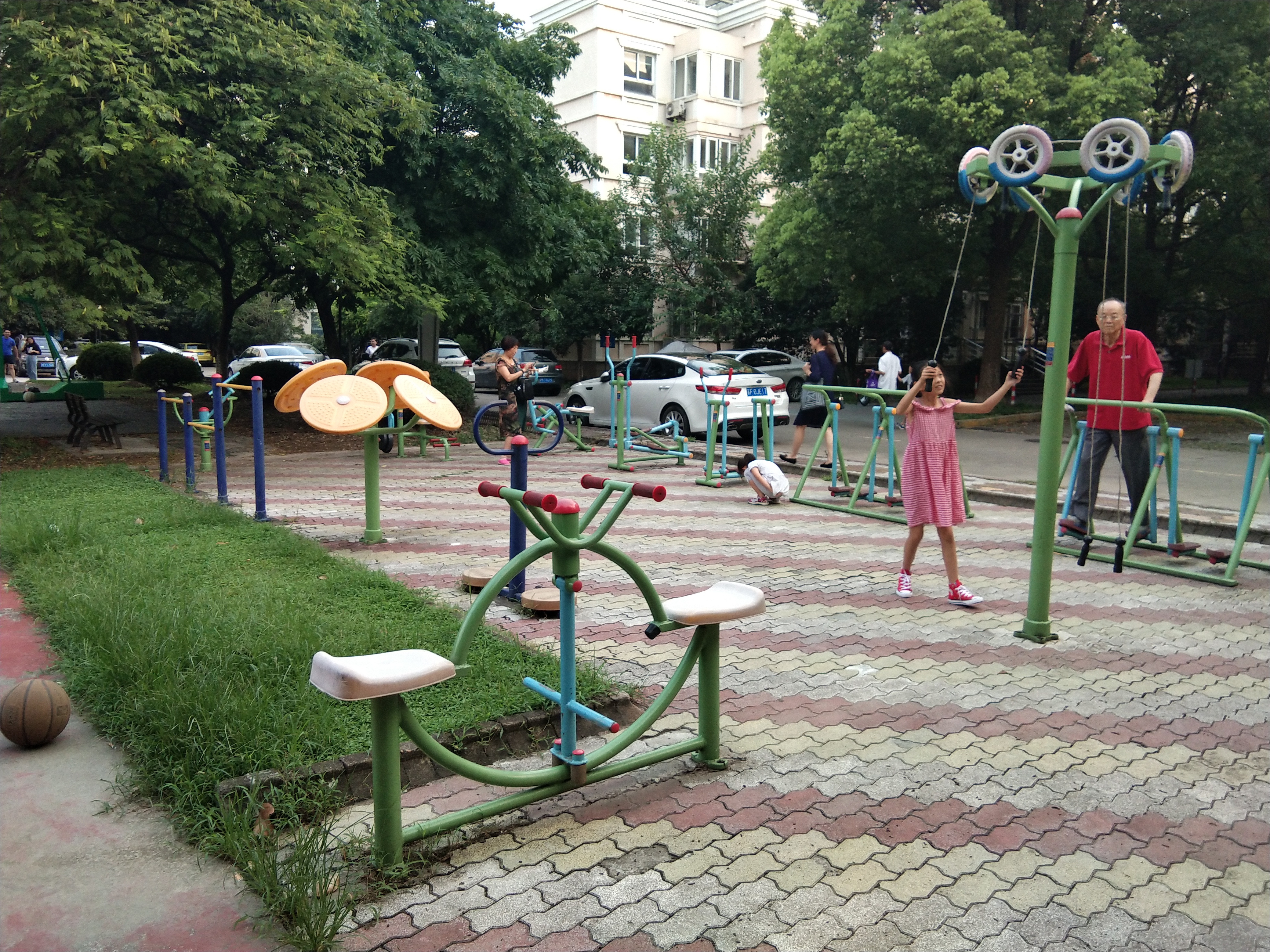 莘城公寓健身點A