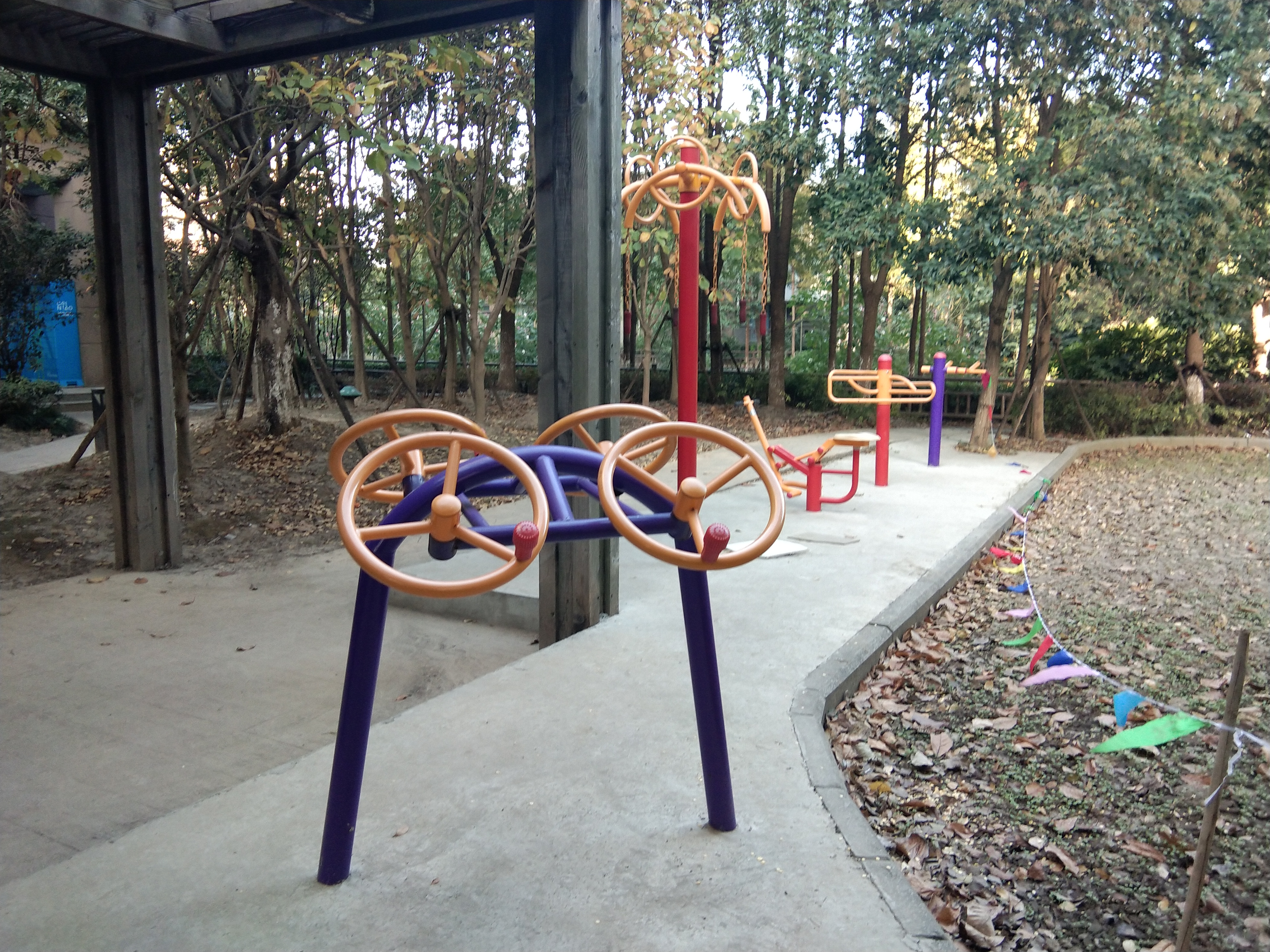 絲廬雅苑一期健身苑點(diǎn)