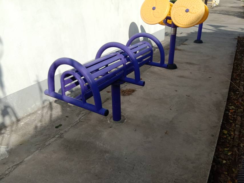 腰背伸展器 腰背伸展器