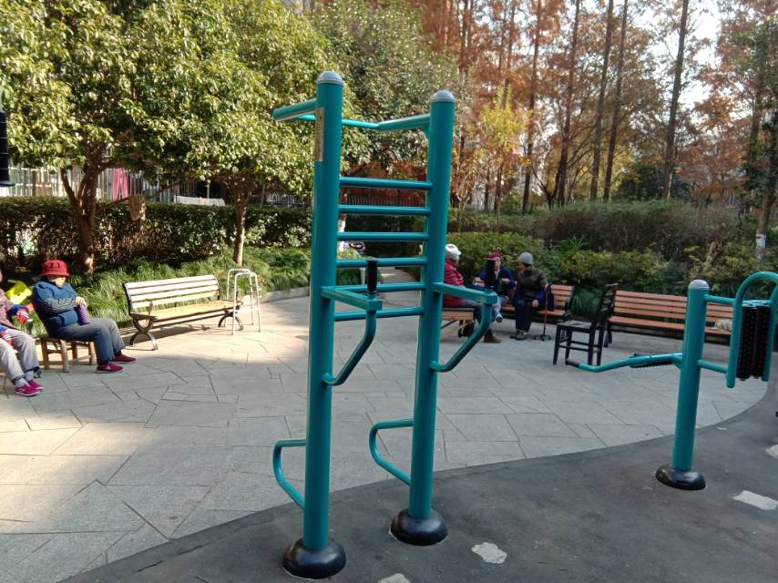 多功能訓(xùn)練器 多功能訓(xùn)練器