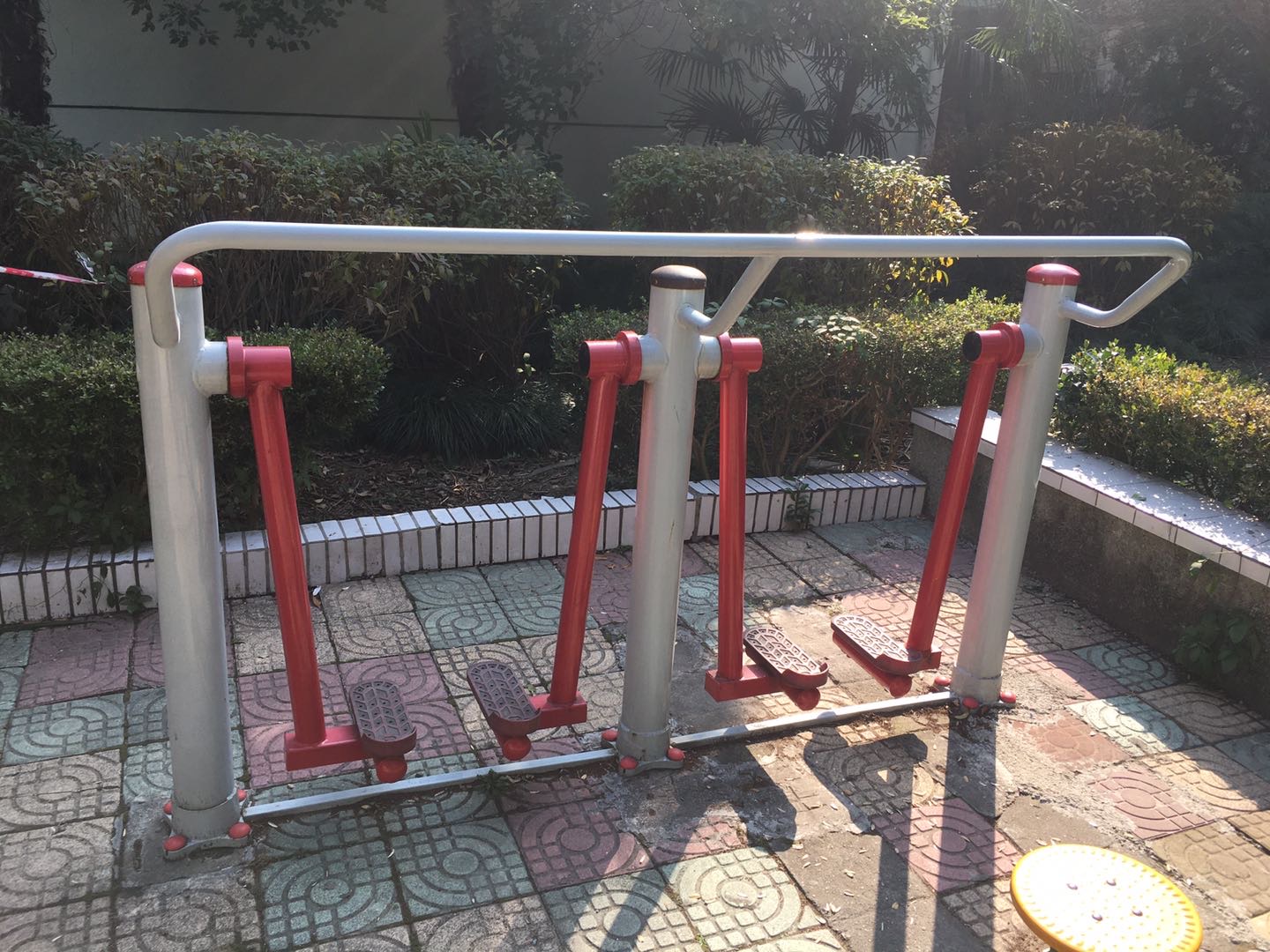 兩聯(lián)漫步機 兩聯(lián)漫步機