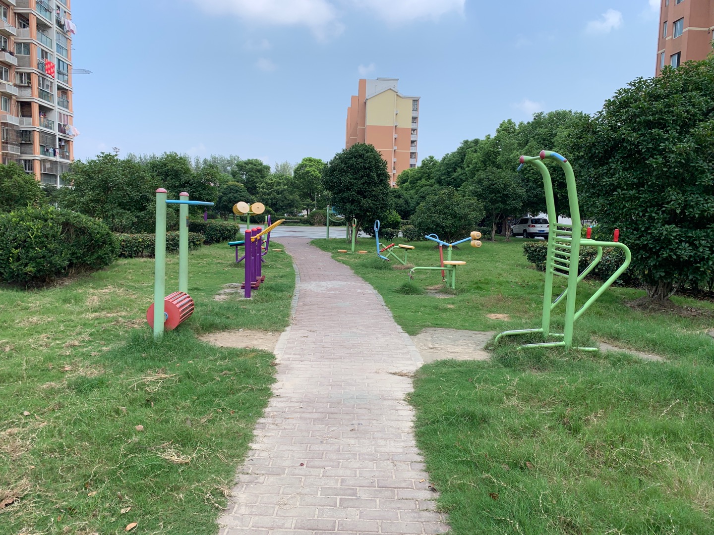 楊鑫居委健身點1（楊泰康苑）