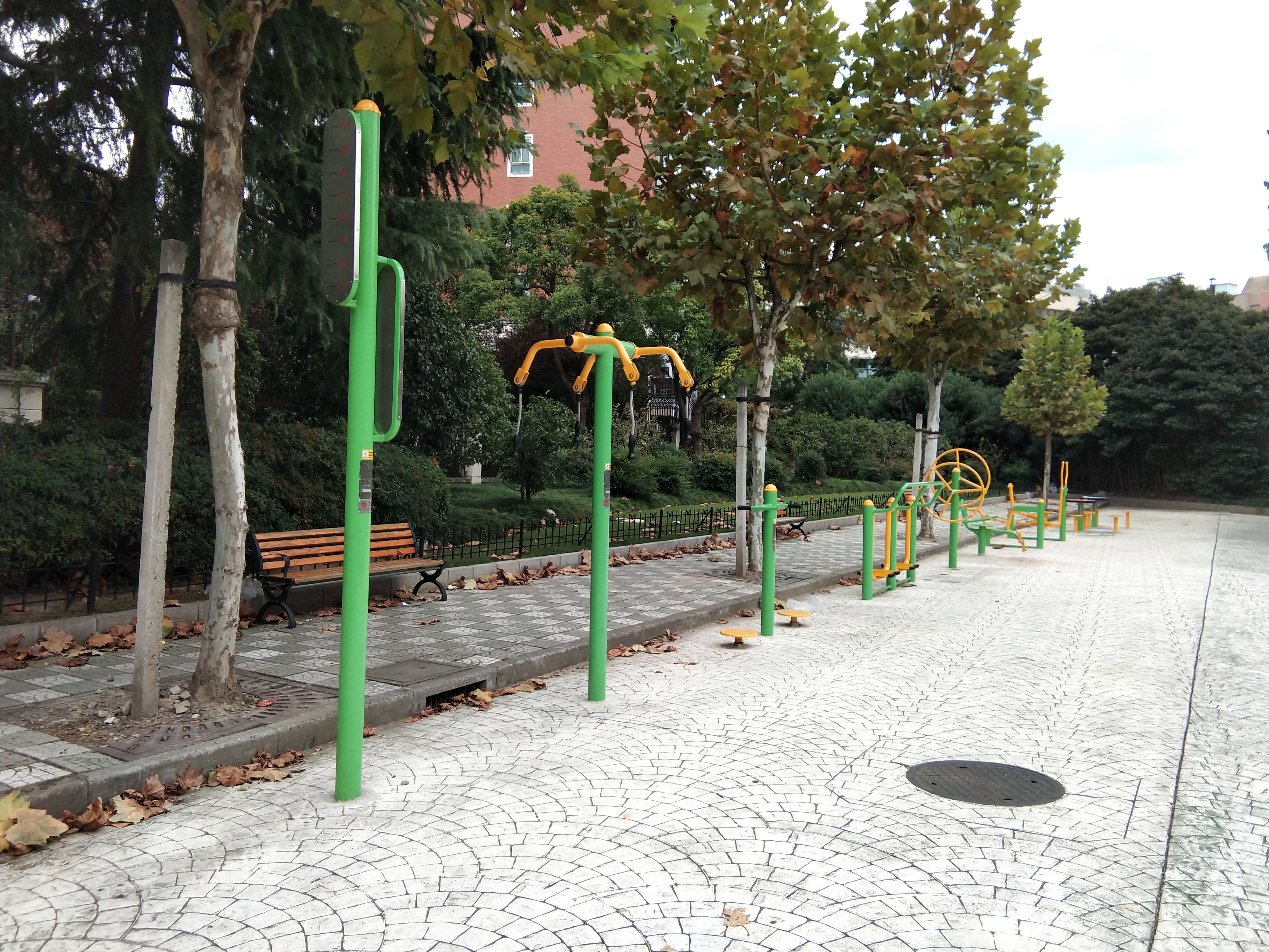 綠洲城市花園市民益智健身苑點(diǎn)