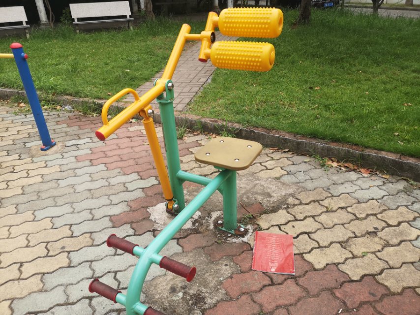 腹背鍛煉器 腹背鍛煉器