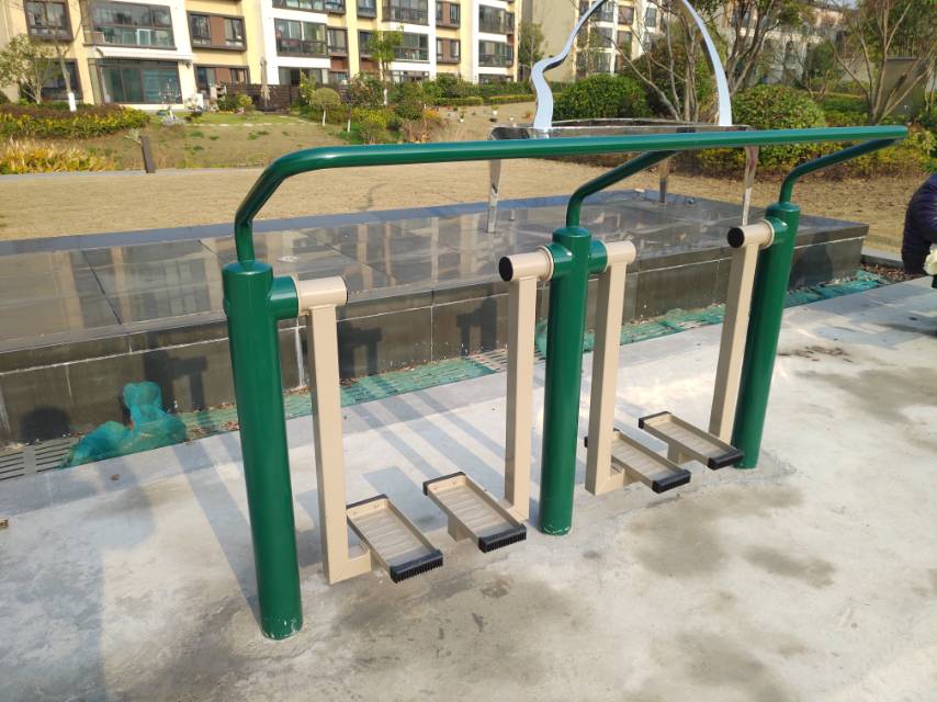 太空漫步機(jī)