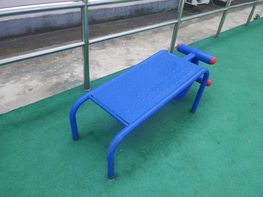 仰臥起坐板 仰臥起坐板