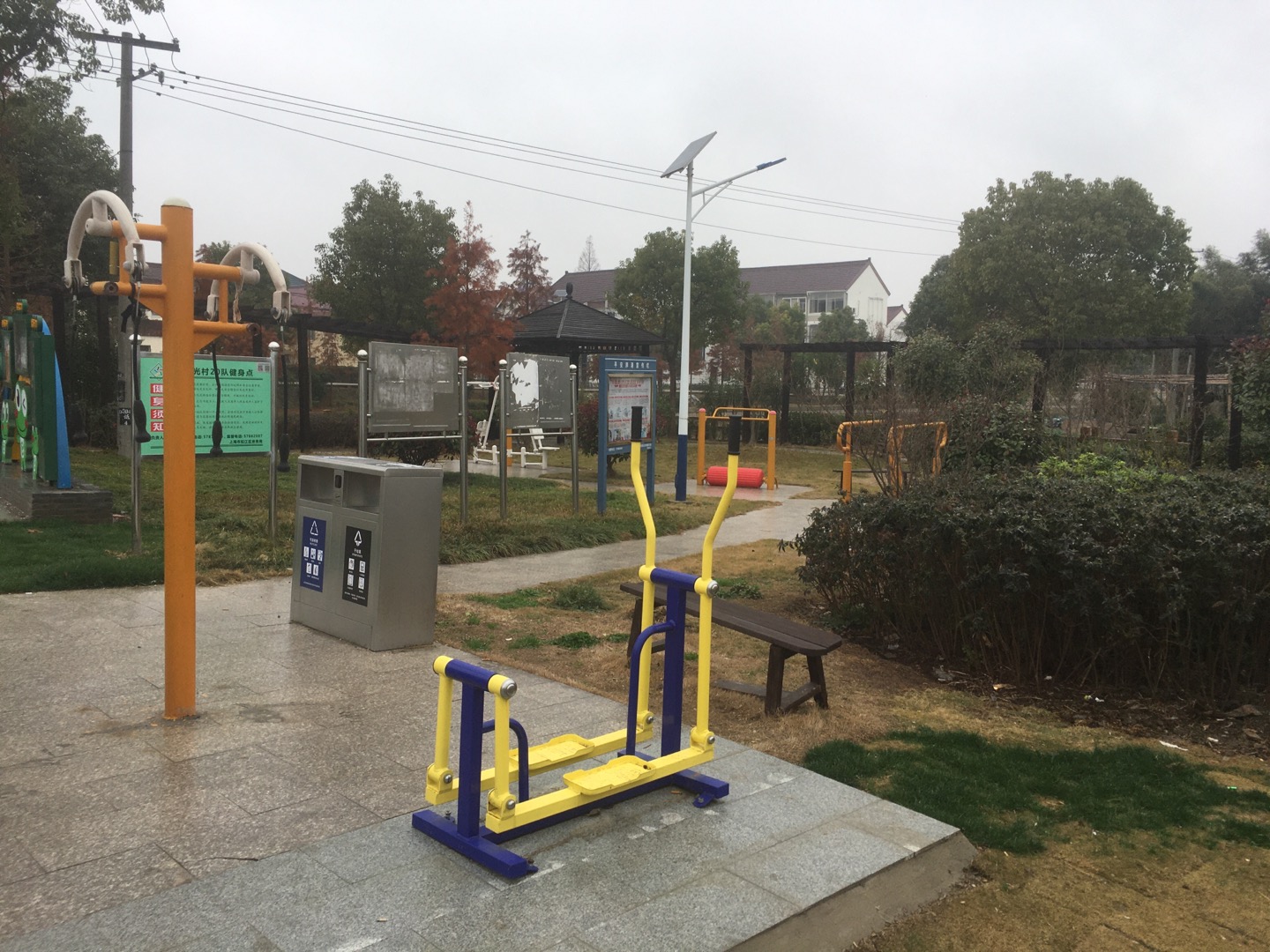 曙光村20隊健身點