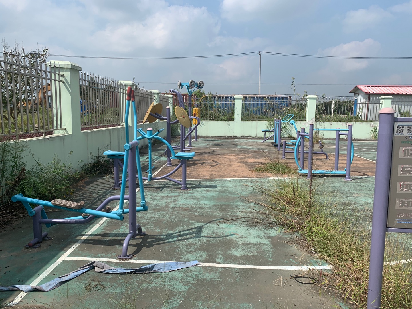 東夏村陽(yáng)光健身點(diǎn)