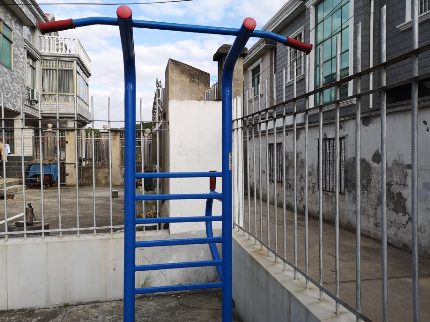 多功能訓(xùn)練器