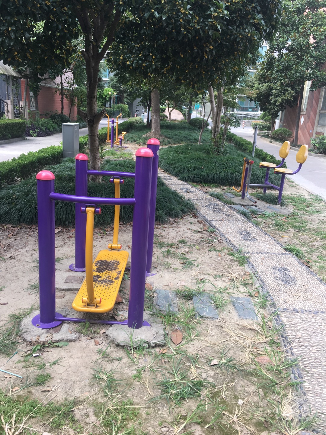 國(guó)亭明珠苑二期益智健身點(diǎn)