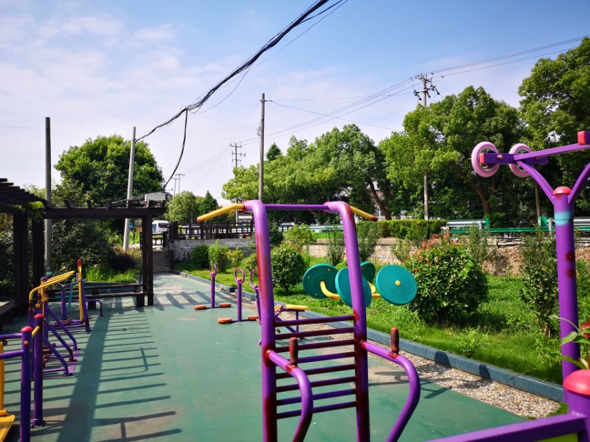 新寺村虹光健身點