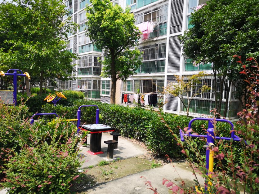 現(xiàn)代華庭2期健身苑點