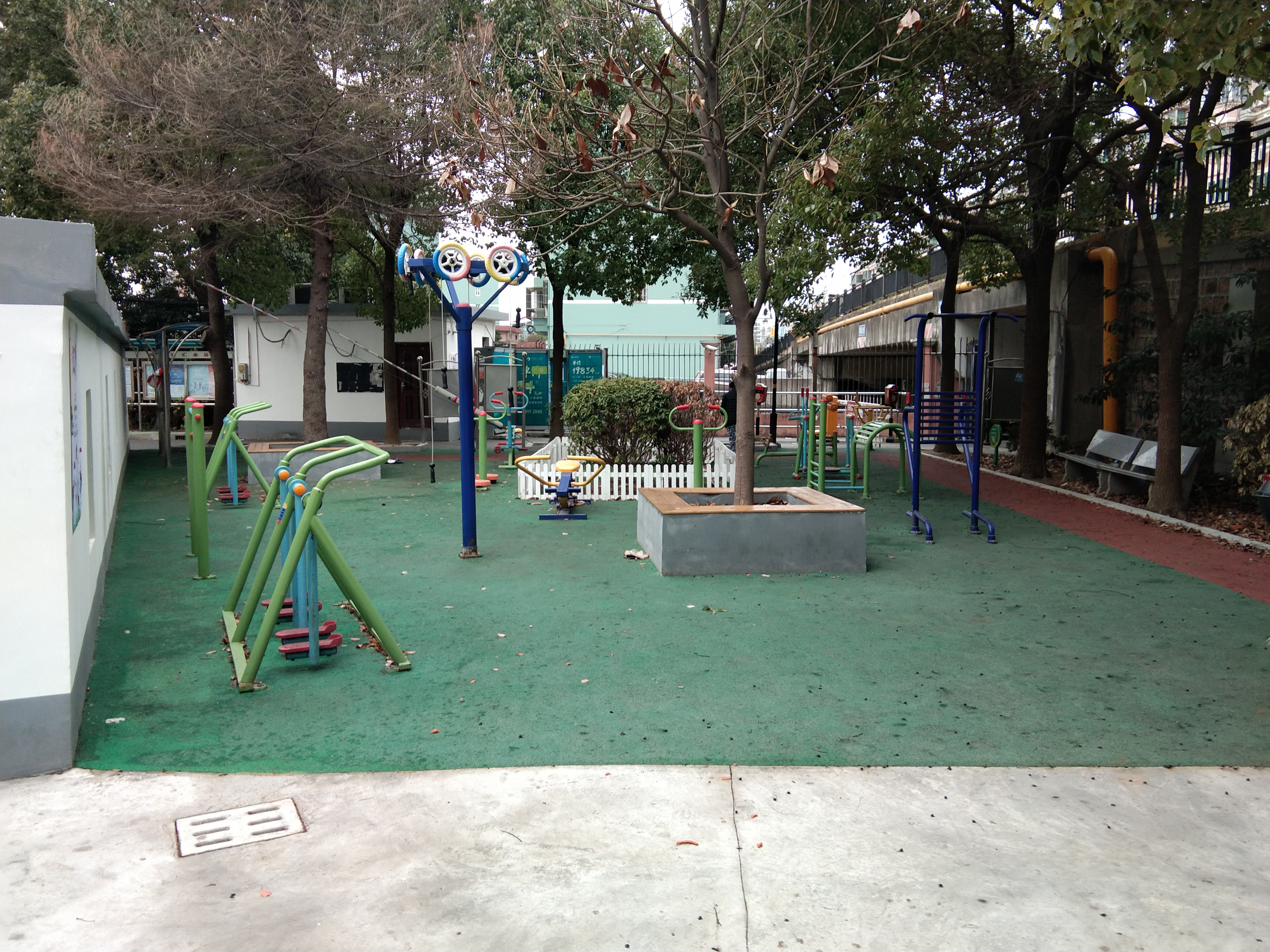 匯康居委健身點(diǎn)