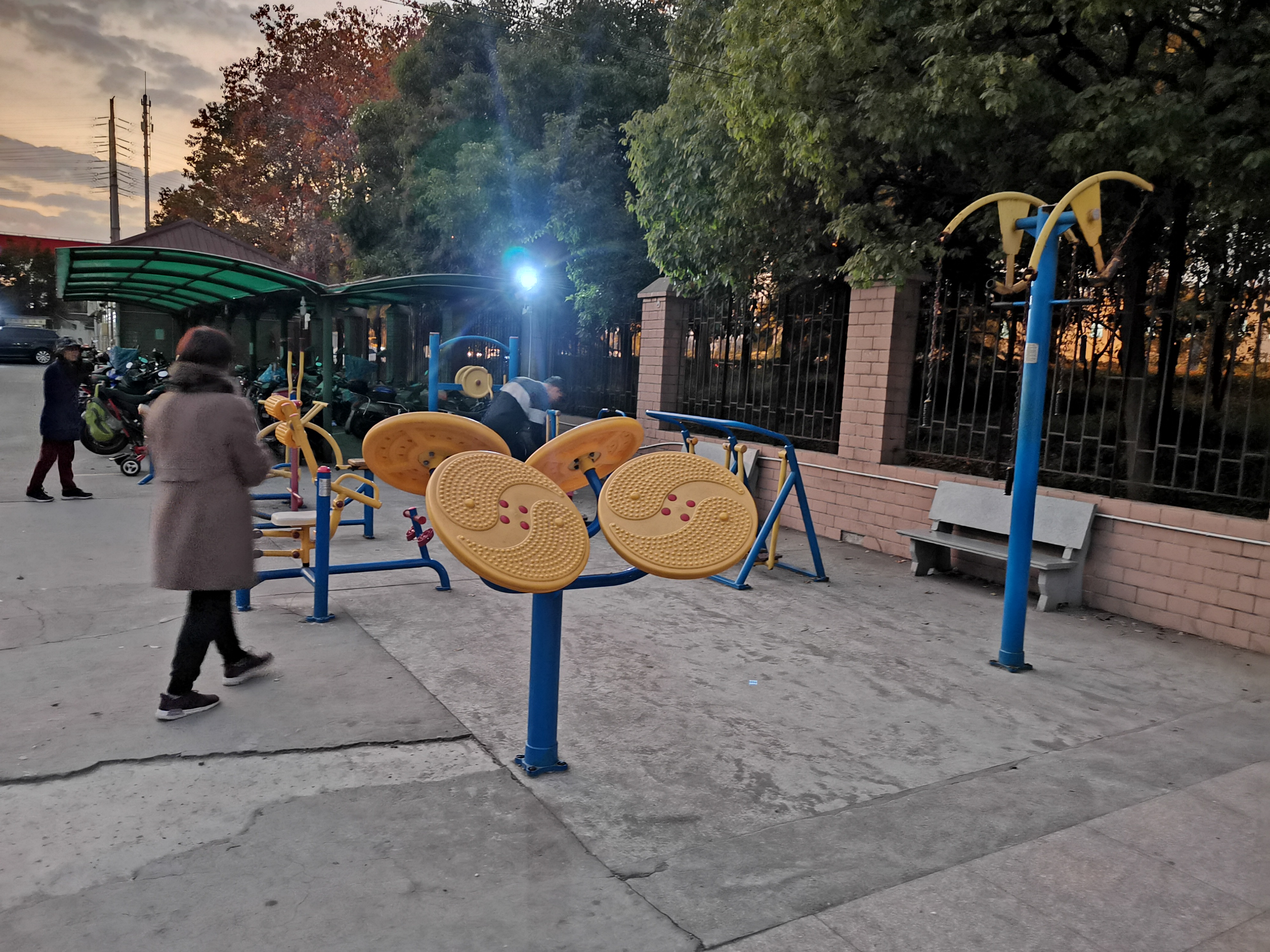 晨光公寓健身點(diǎn)