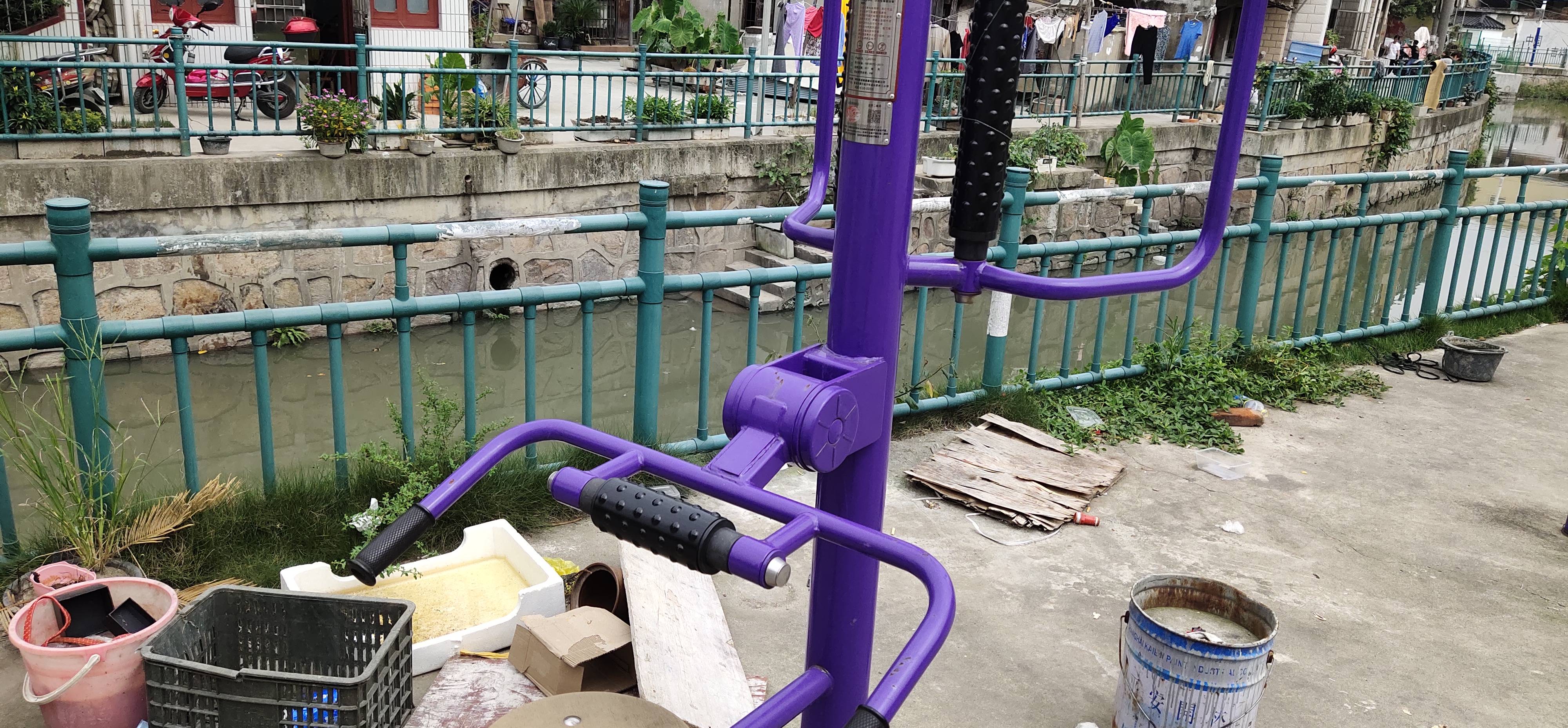 腰背按摩器 腰背按摩器