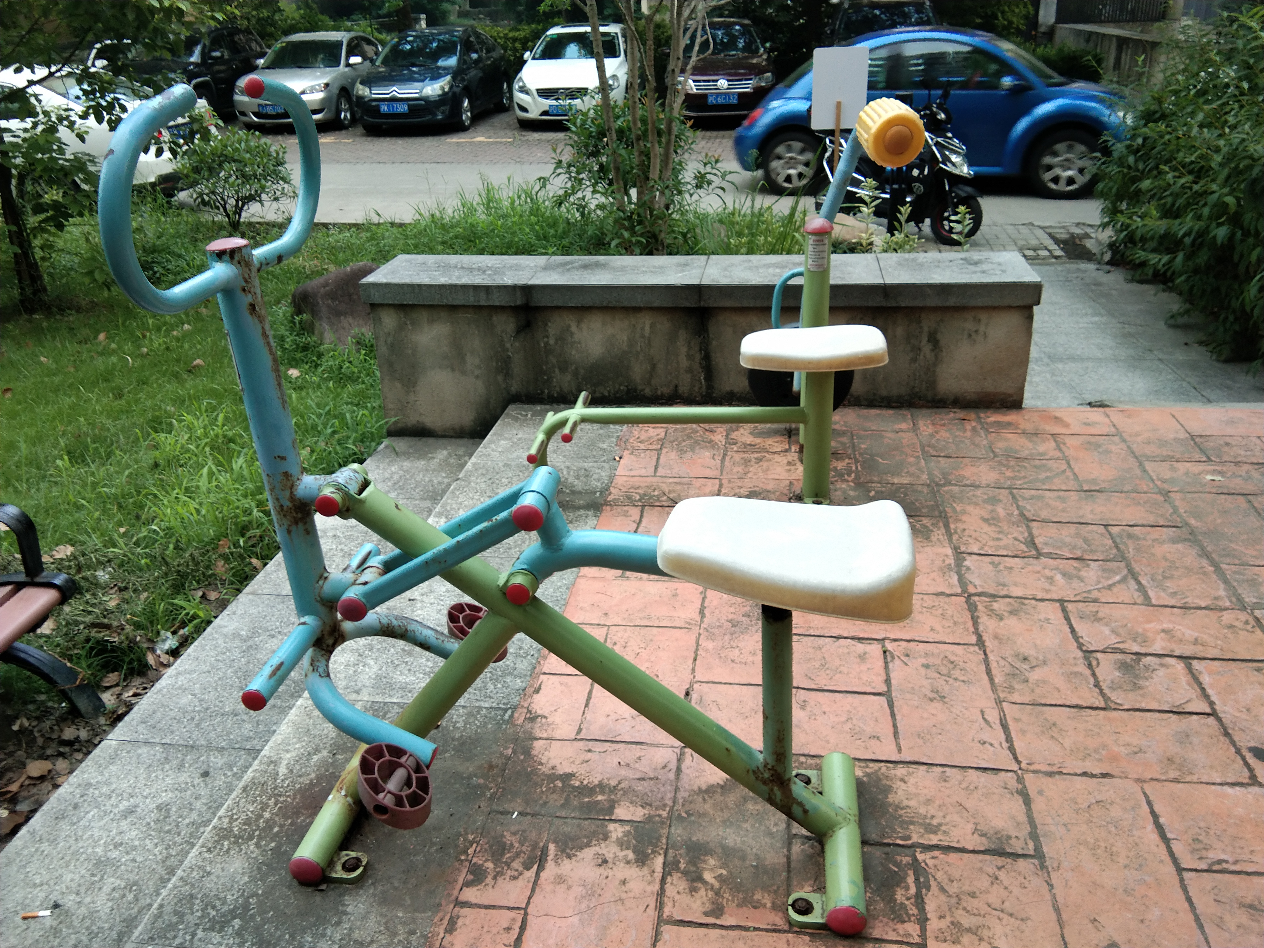 健騎機(jī) 健騎機(jī)