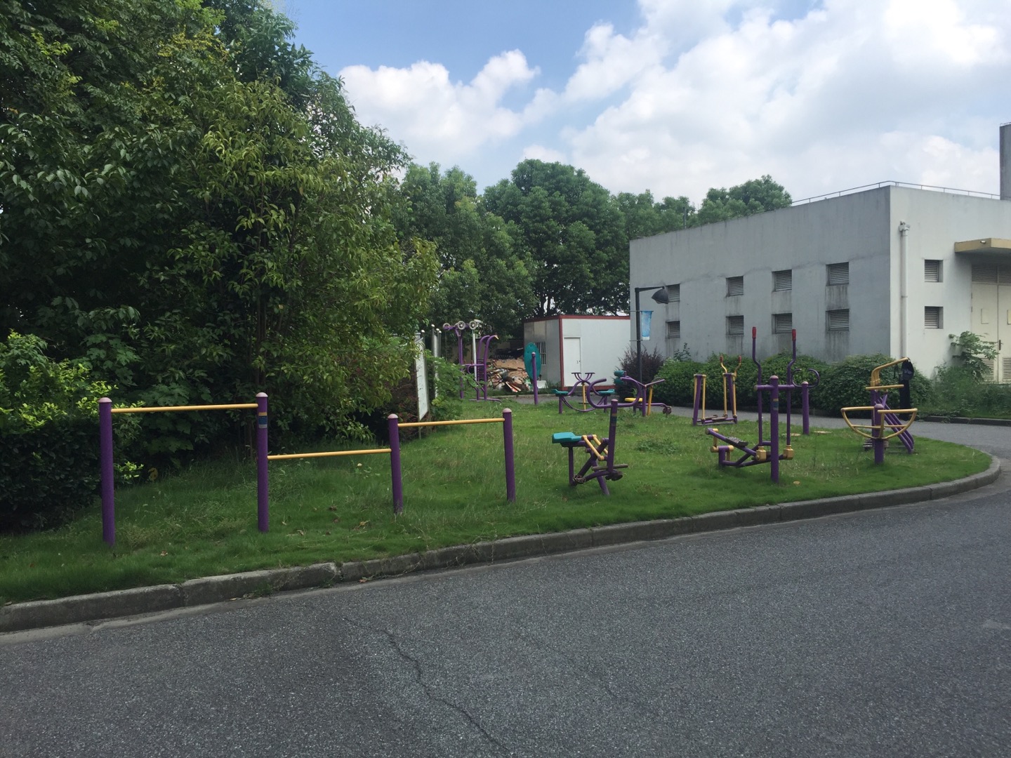 華騰公寓健身點(diǎn)