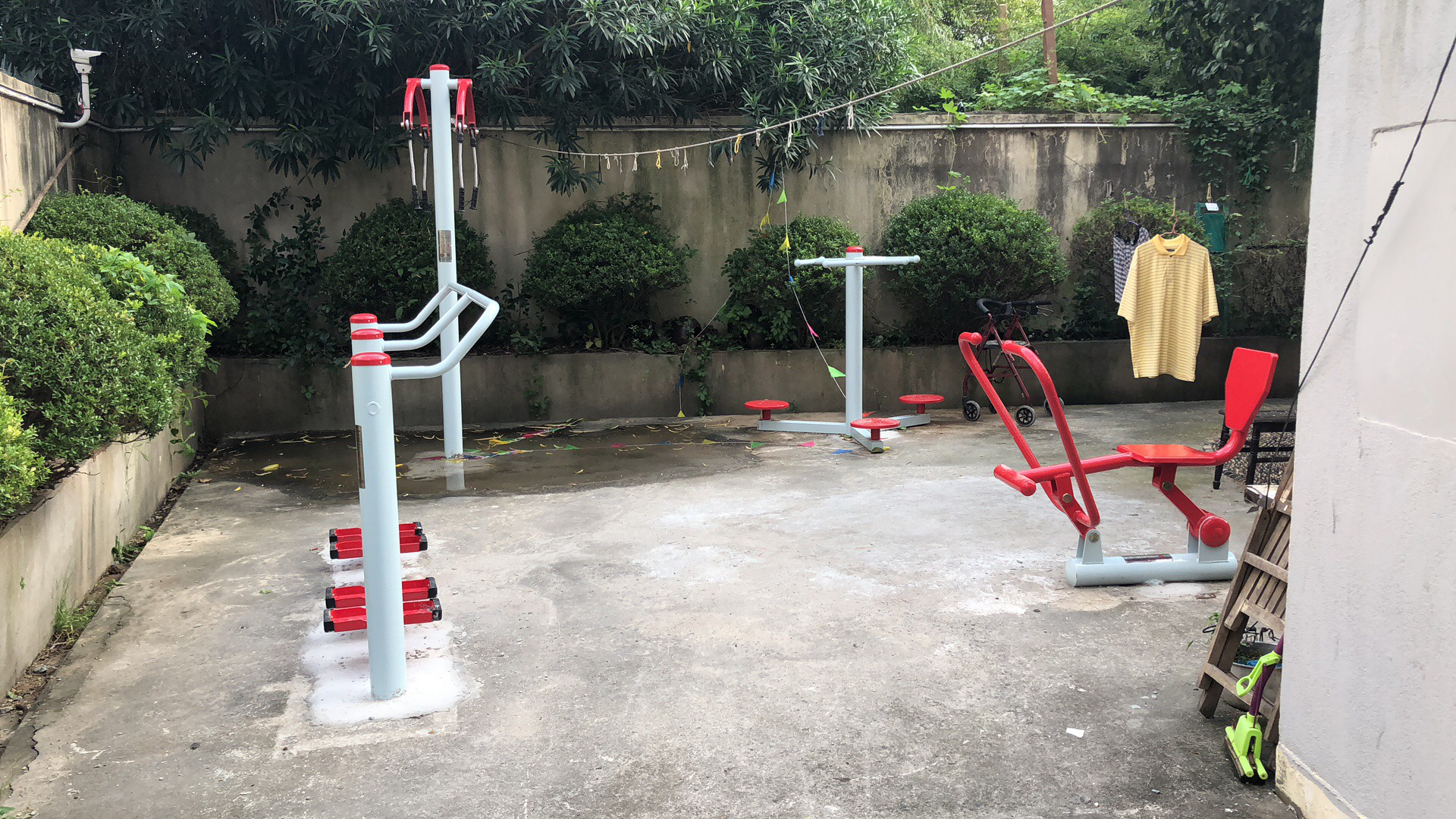 艾東居委健身點