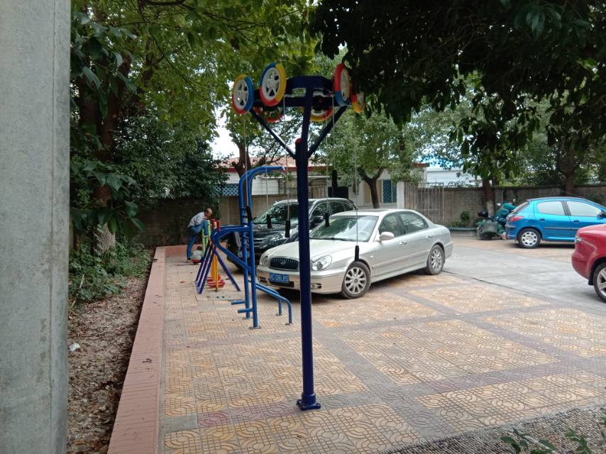 新生村陸家宅18號(hào)健身路徑