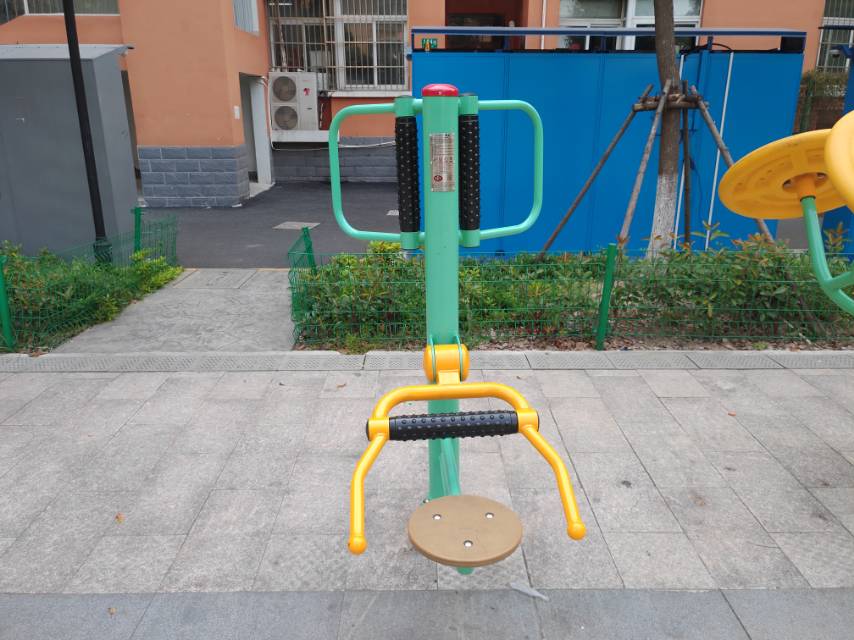 坐式腰背按摩器 坐式腰背按摩器