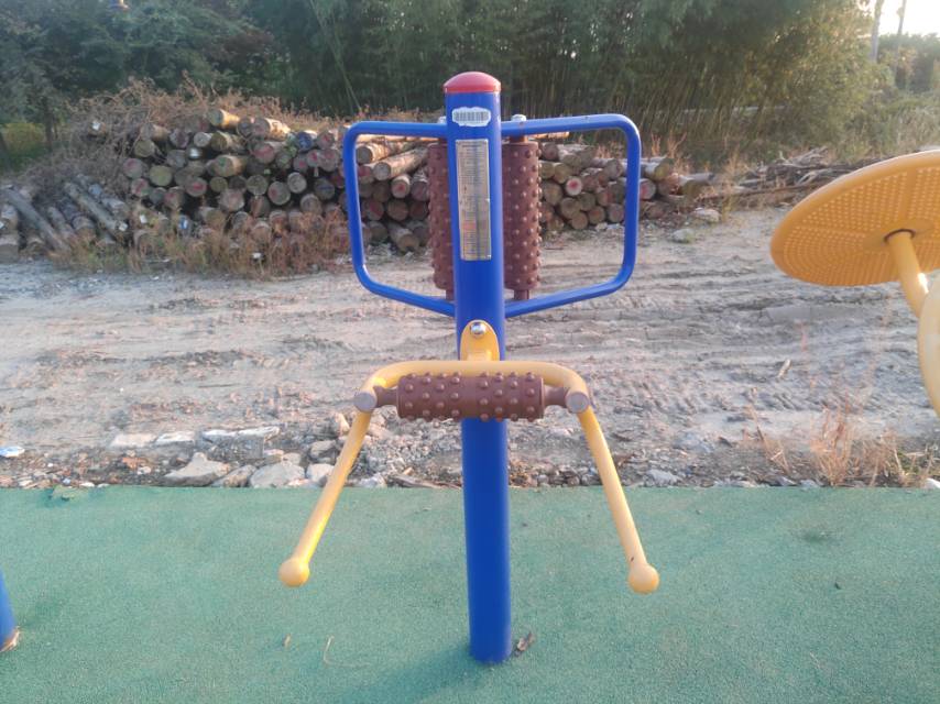 腰背按摩器 腰背按摩器