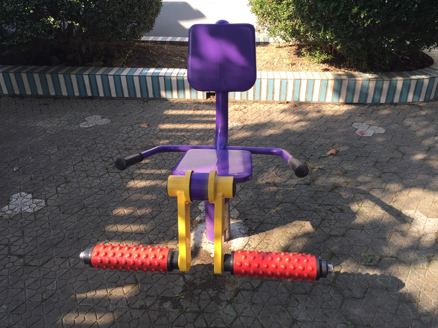 膝關(guān)節(jié)訓(xùn)練器 膝關(guān)節(jié)訓(xùn)練器