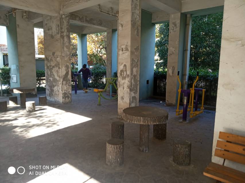 共和六村健身苑點(diǎn)一