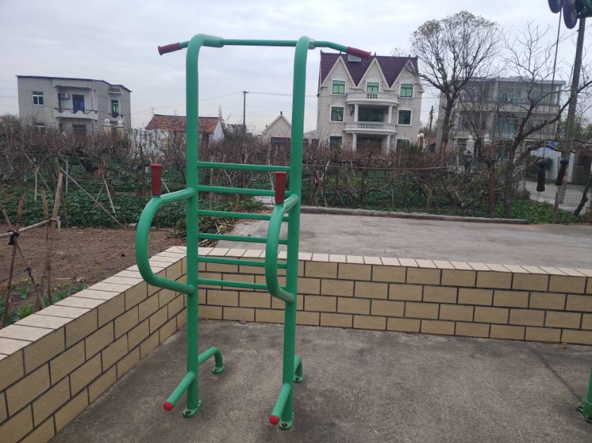 多功能訓(xùn)練器