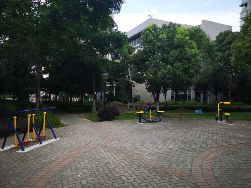 虹梅景苑一街坊健身點(diǎn)