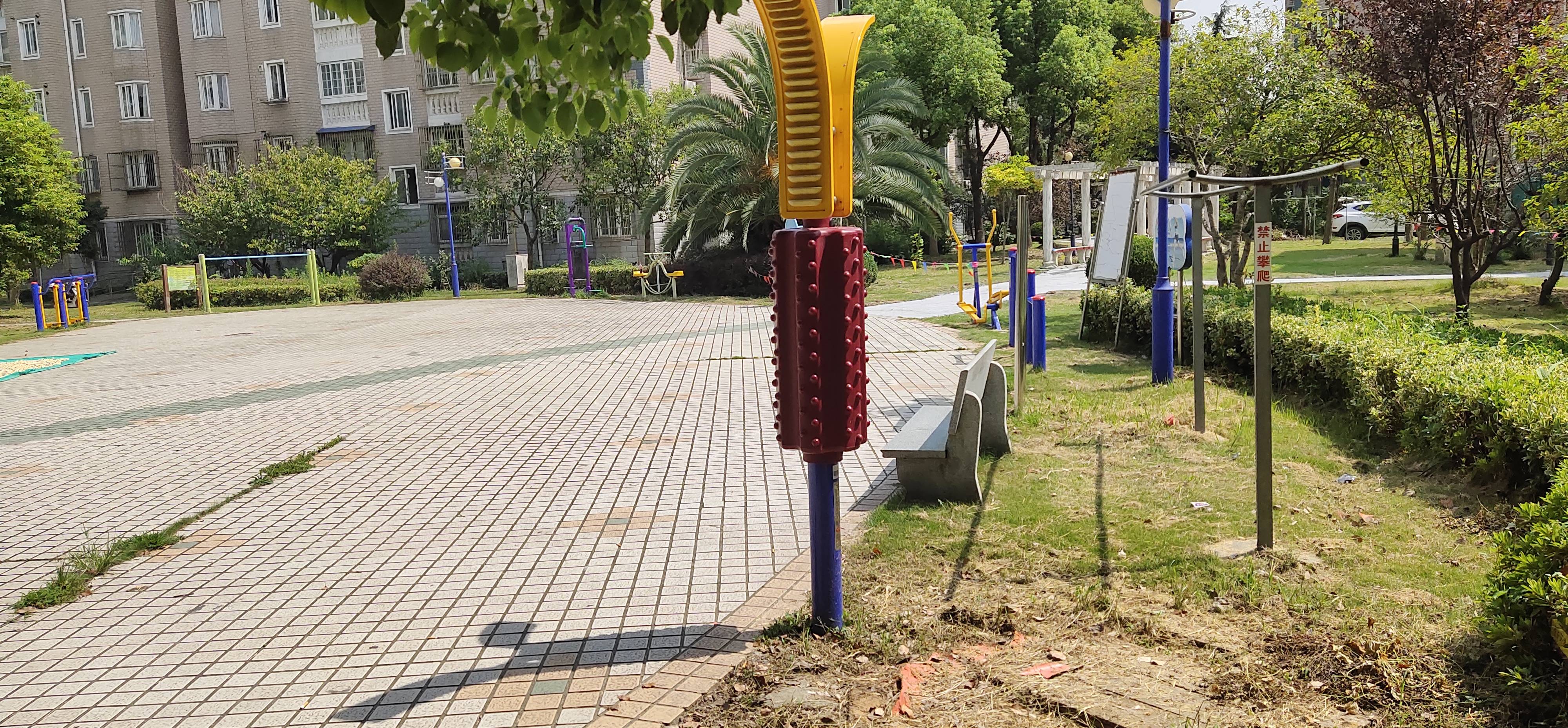 肩梯/背部按摩器 肩梯/背部按摩器