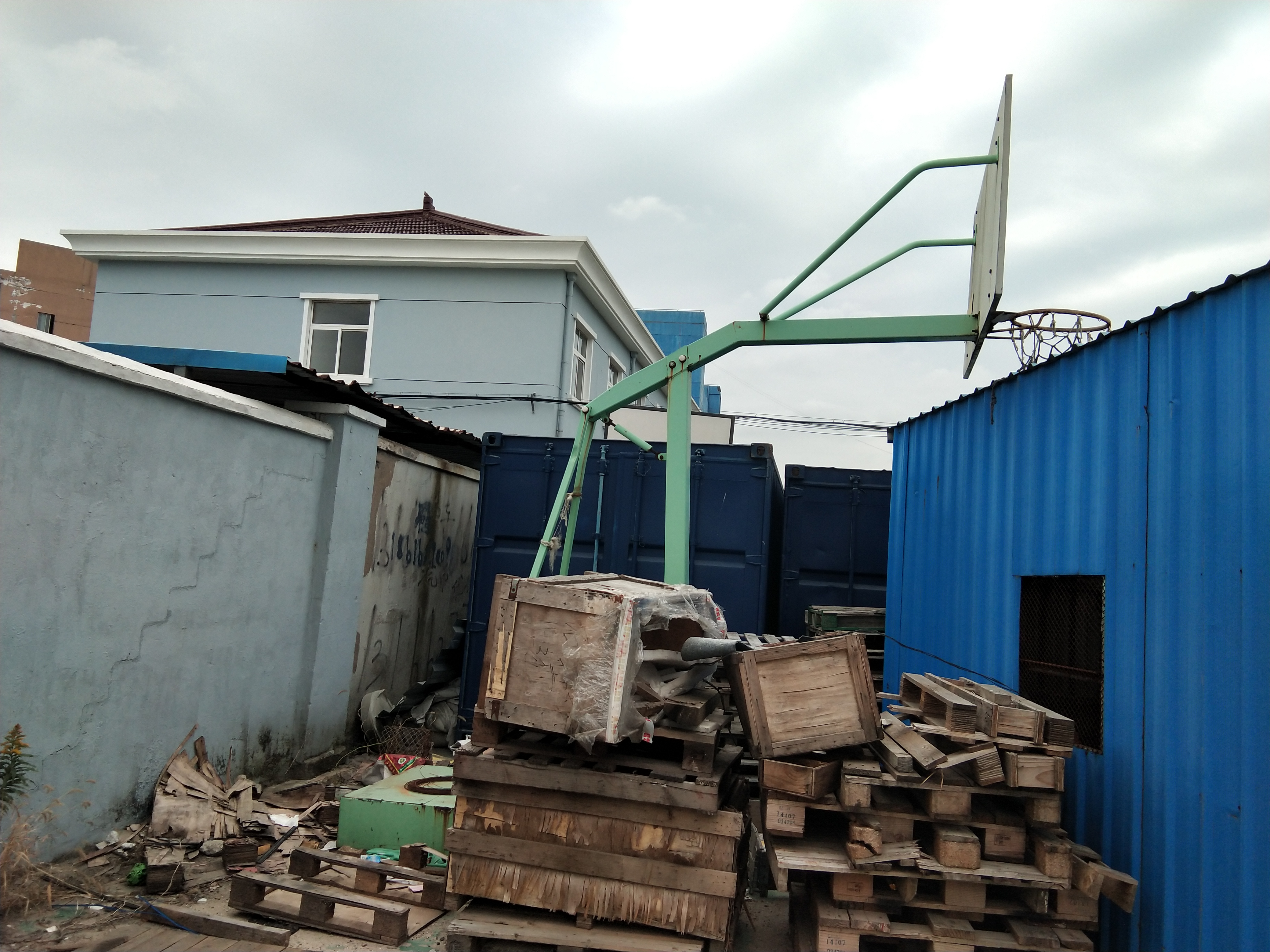 仁義村籃球場(chǎng)