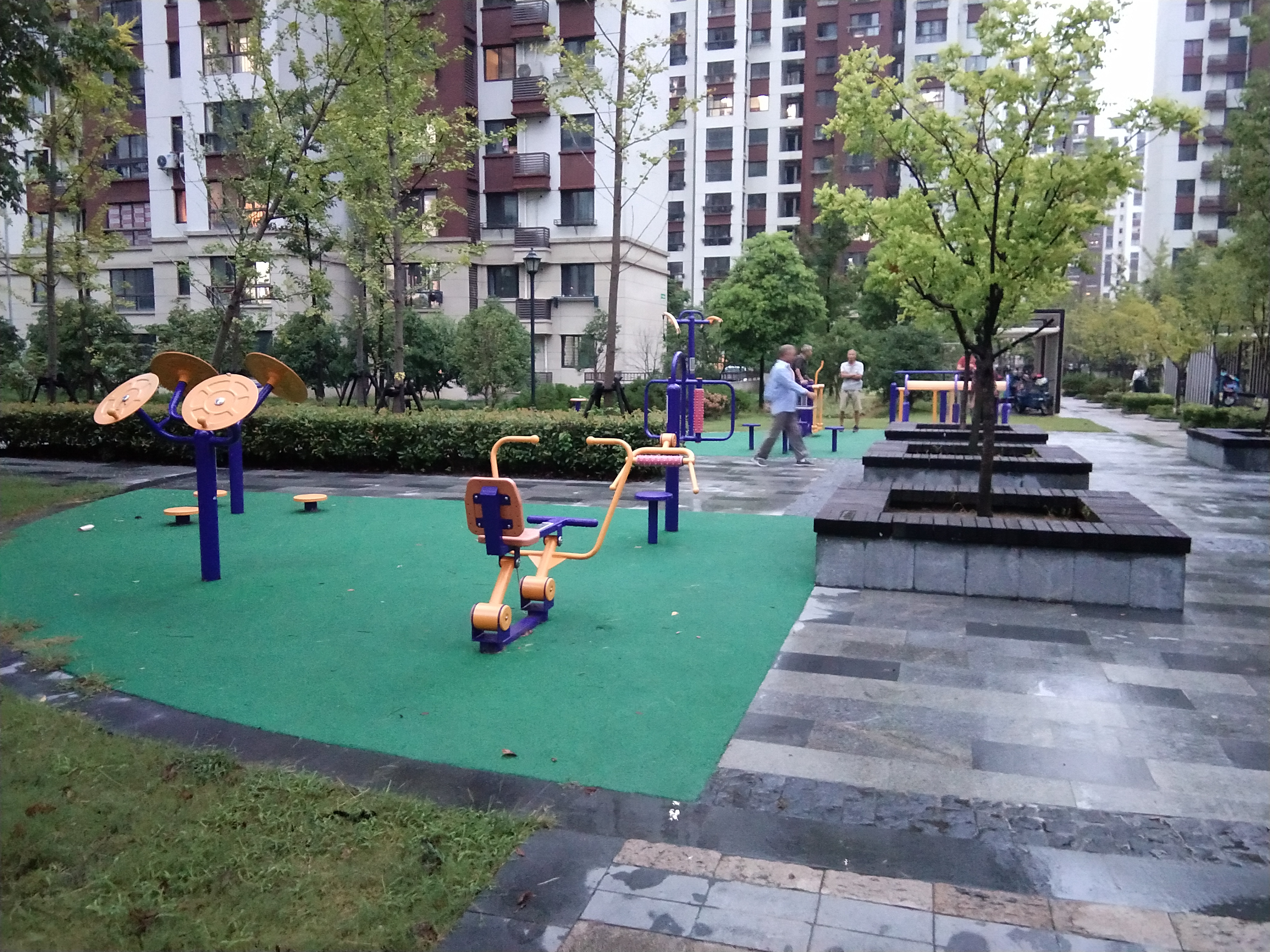 崧子浦社區(qū)崧子浦C區(qū)健身點