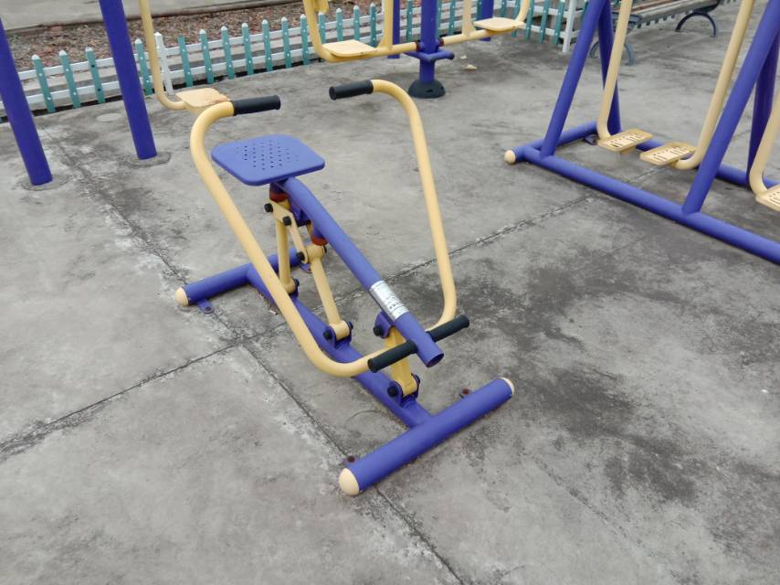 劃船訓(xùn)練器