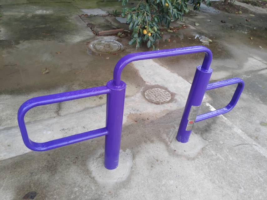 彈振壓腿器 彈振壓腿器