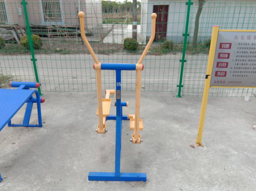 室外橢圓機(jī) 室外橢圓機(jī)