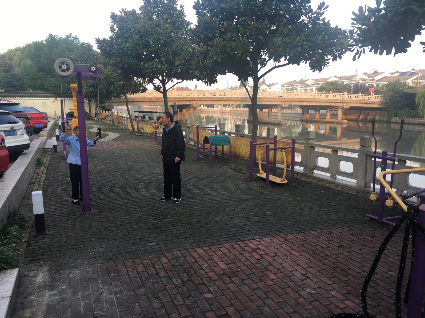 來(lái)淞小區(qū)健身點(diǎn)