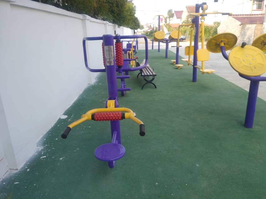 腰背按摩器 腰背按摩器