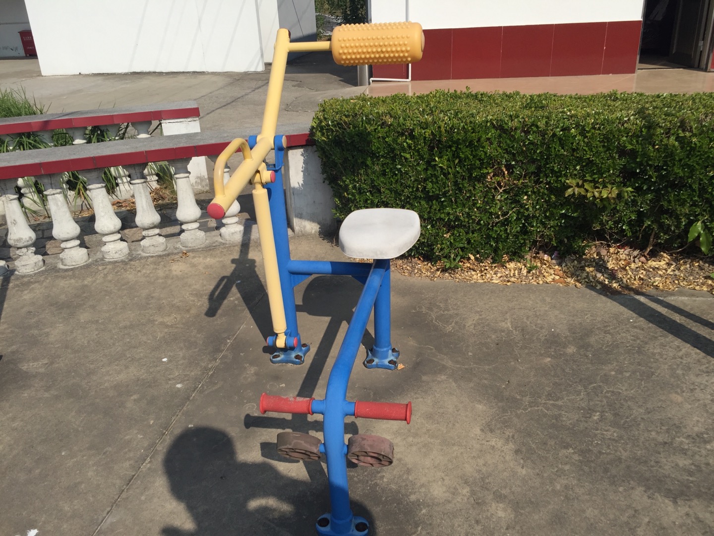 腹背鍛煉器 腹背鍛煉器