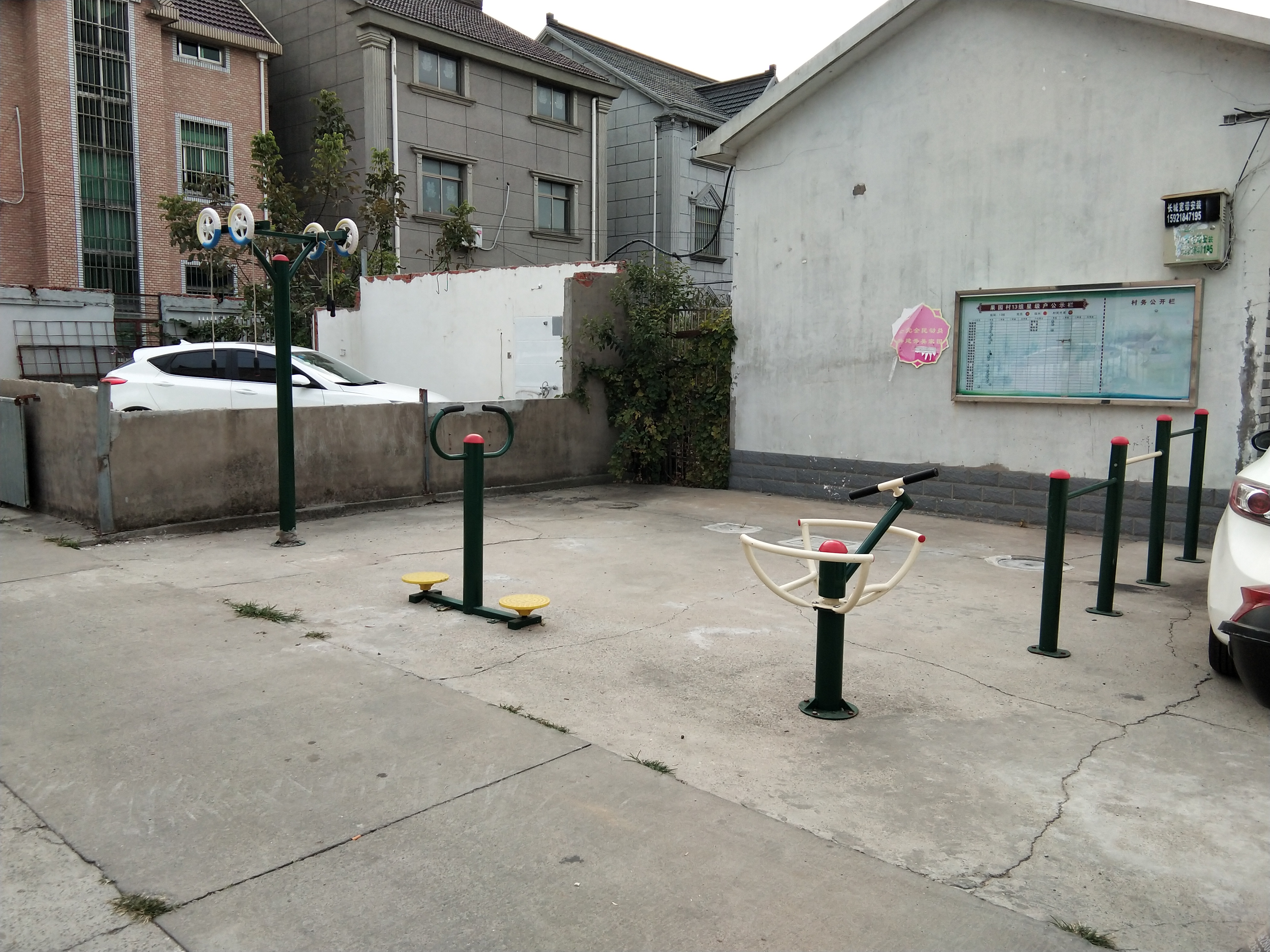 果園村13組健身苑點(diǎn)