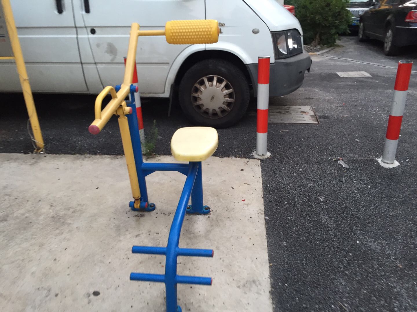 腹背鍛煉器 腹背鍛煉器