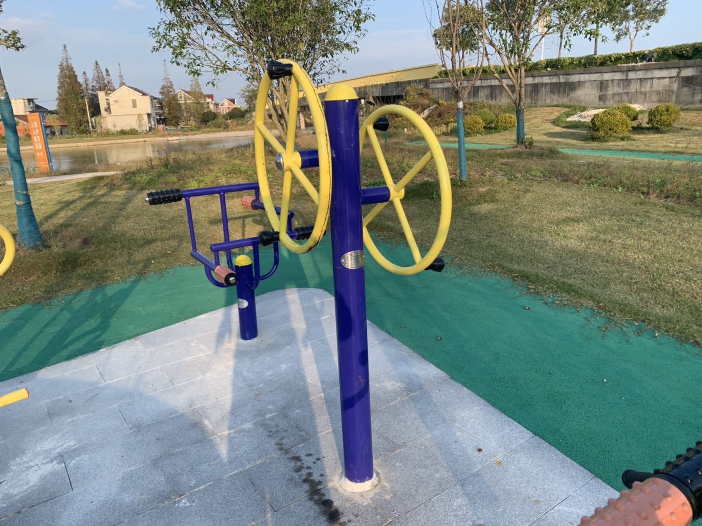 大轉(zhuǎn)輪 大轉(zhuǎn)輪