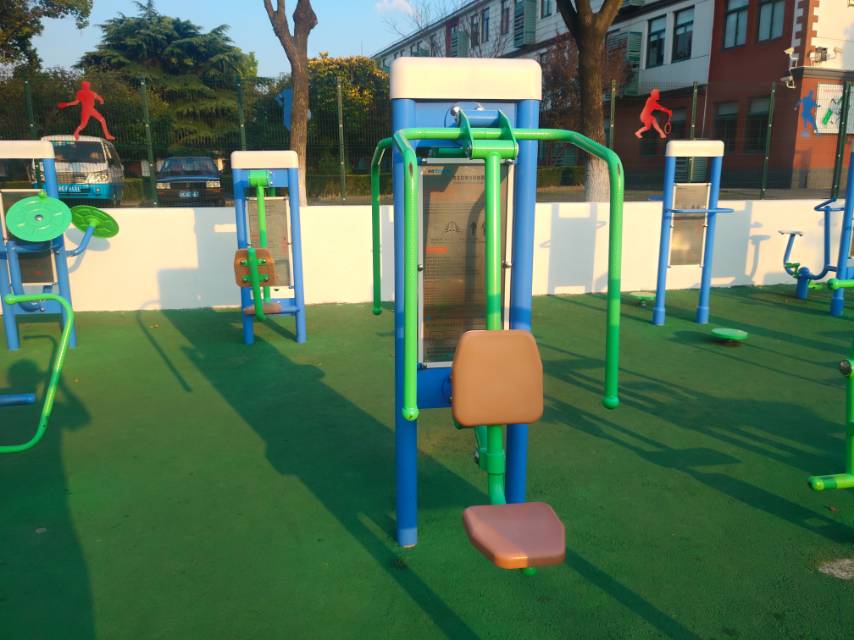 雙立柱前推訓練器 雙立柱前推訓練器